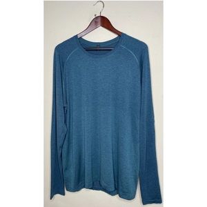 lululemon  vent tech long sleeve Training Tshirt. Size XL